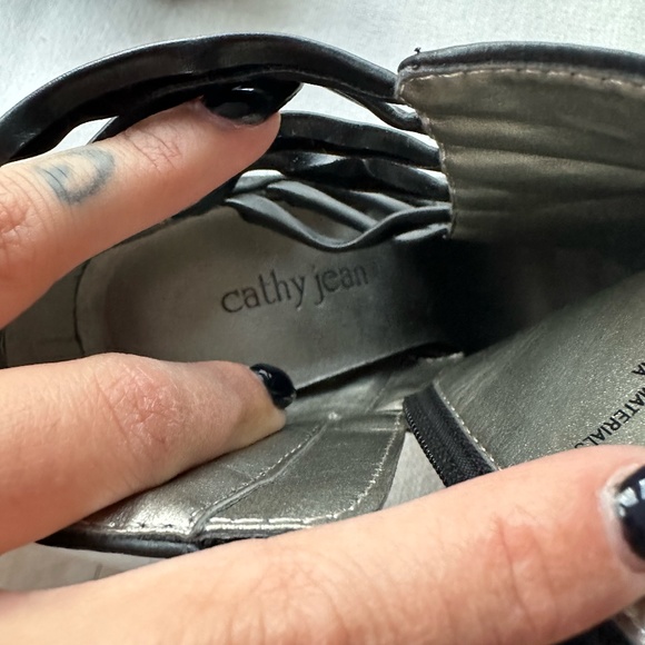 Cathy Jean x Ankle Booties - Picture 8 of 8